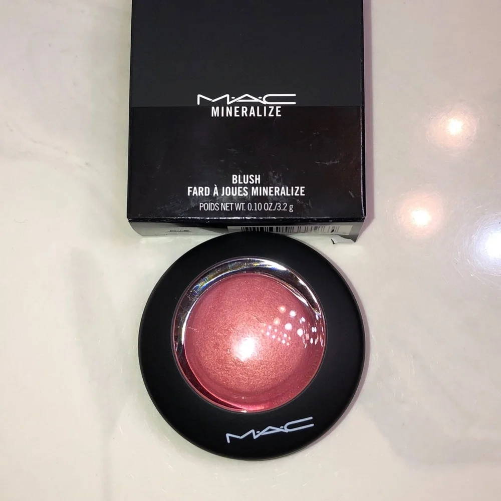 MAC Cosmetics Mineralize Baked Blush Shade Petal Power 3.2g Full Size NIB